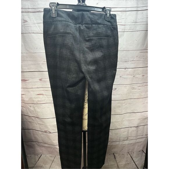 Madison & d’amelie size 4 gray and black plaid pants with stretchy waist -‎ 2206 - Picture 2 of 4